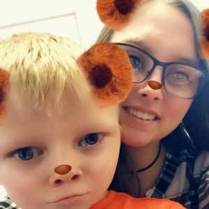 Meet your Posher, Stacy